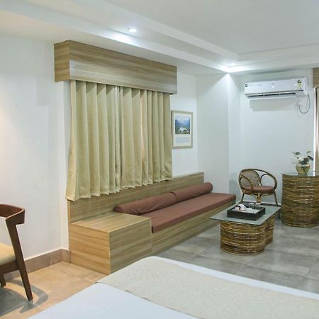 Hotel Lake Shilloi Dimāpur Dış mekan fotoğraf