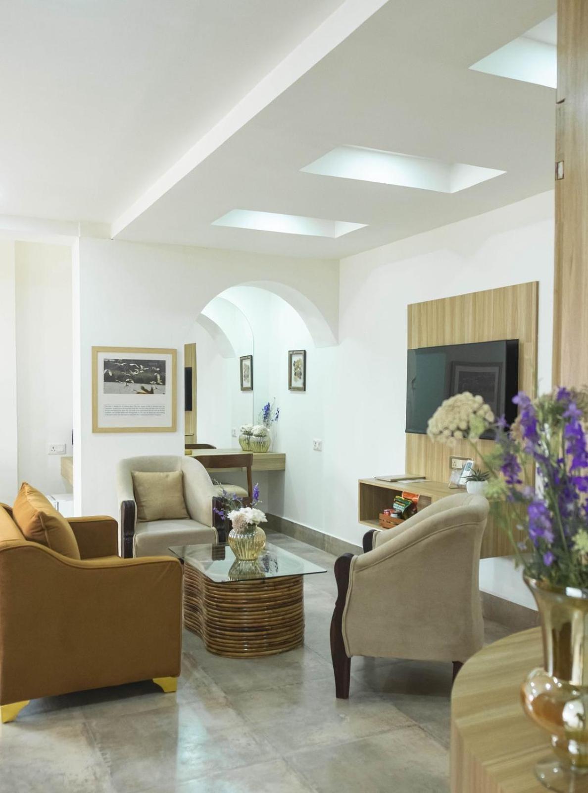 Hotel Lake Shilloi Dimāpur Dış mekan fotoğraf