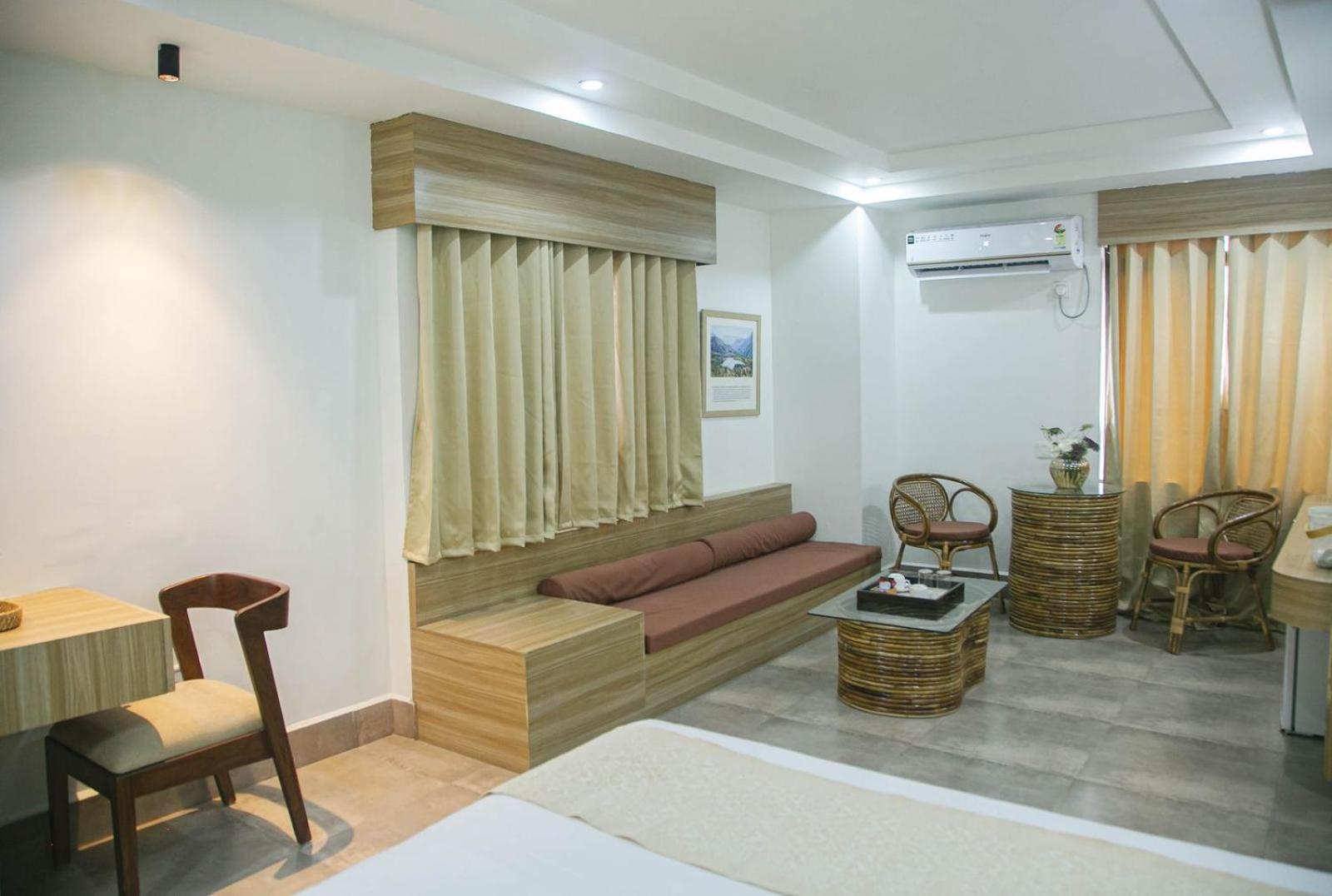 Hotel Lake Shilloi Dimāpur Dış mekan fotoğraf