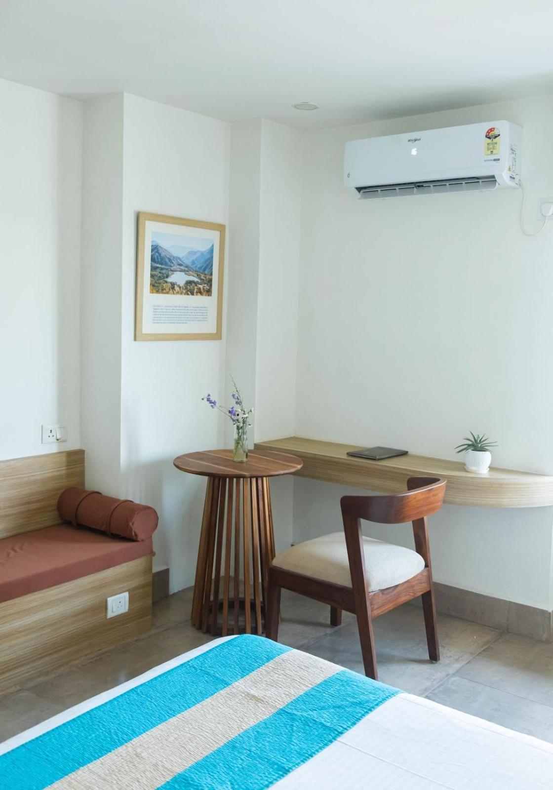 Hotel Lake Shilloi Dimāpur Dış mekan fotoğraf