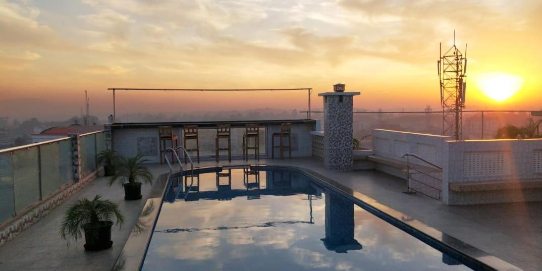 Hotel Lake Shilloi Dimāpur Dış mekan fotoğraf